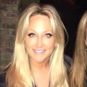 Meet your Posher, Cristie